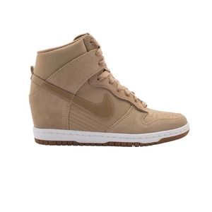 DS NIKE SKY HI DUNK DESERT CAMO WEDGE SNEAKERS